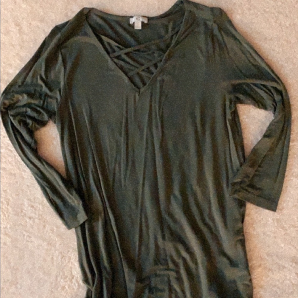 Charming Charlie’s 3/4 sleeve top olive